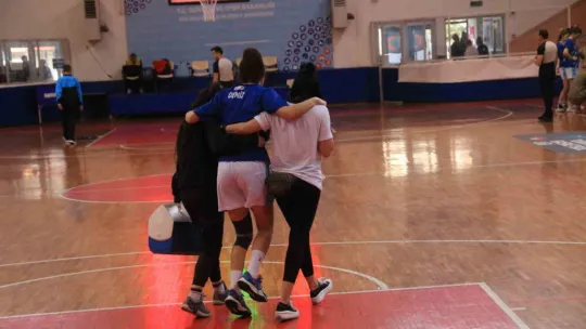 İzmit Belediyespor evinde mağlup oldu