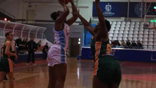 İzmit Belediyespor evinde galip geldi!