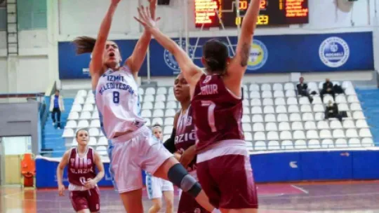 İzmit Belediyespor galip geldi: 82-76