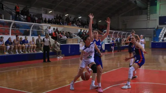 İzmit Belediyespor evinde galip geldi