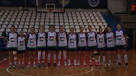 İzmit Belediyespor evinde galip geldi