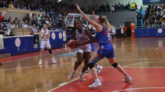 İzmit Belediyespor, Play-Off Finalinde mağlup oldu