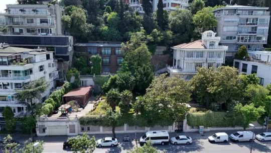 TMSF, Koza-İpek Holding'e ait yalıyı satışa çıkardı