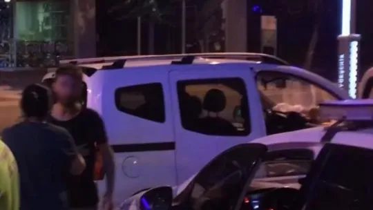 Alkollü yakalandı gazeteciye tehdit ve küfür savurdu