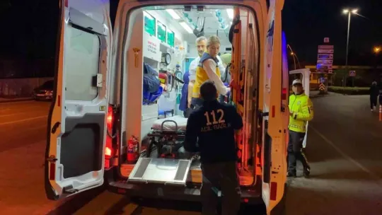 Trafik ışıklarında kaza: 4 yaralı