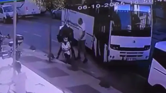 Trafik magandası kuryeye dehşeti yaşattı