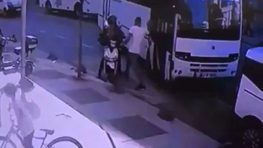 Trafik magandası kuryeye dehşeti yaşattı