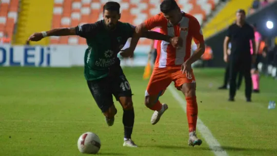 Kocaelispor, Adana'dan şen dönüyor!