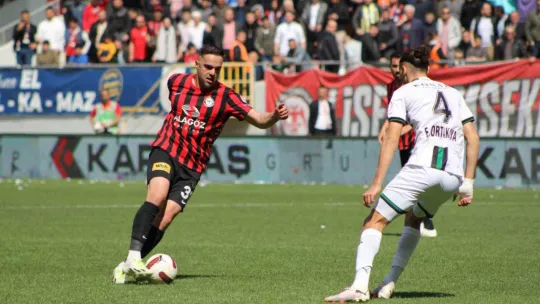 Kocaelispor 1-1 eriyor