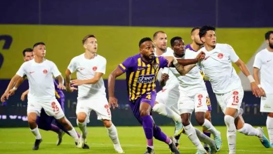Eyüpspor, Ümraniyespor'a şans tanımadı