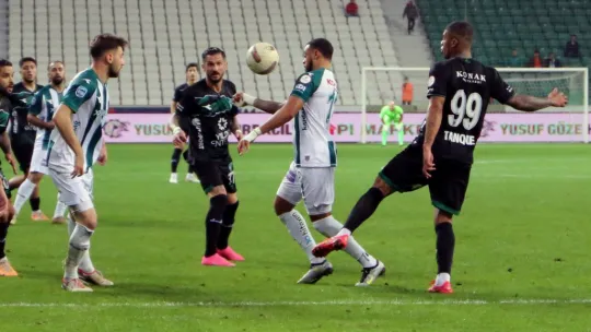 Kocaelispor, Giresun'da 4 köşe: 1-4