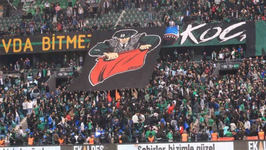 Kocaelispor evinde Sakaryaspor'a mağlup oldu: 0-2