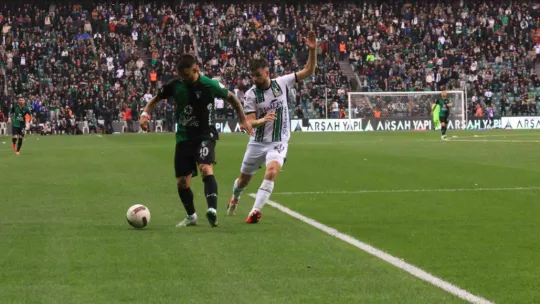 Kocaelispor evinde Sakaryaspor'a mağlup oldu: 0-2