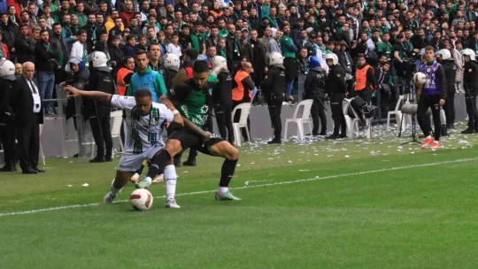 Kocaelispor evinde Sakaryaspor'a mağlup oldu: 0-2