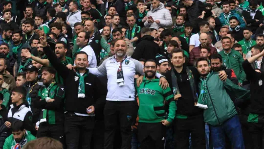 Kocaelispor evinde Sakaryaspor'a mağlup oldu: 0-2