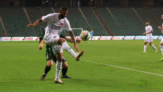 Lİder yoluna kayıpsız devam ediyor: 1 -0
