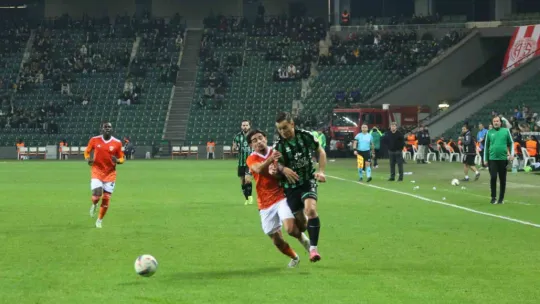 Kocaelispor, Adanaspor'u rahat geçti: 2-0