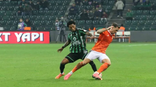 Kocaelispor, Adanaspor'u rahat geçti: 2-0
