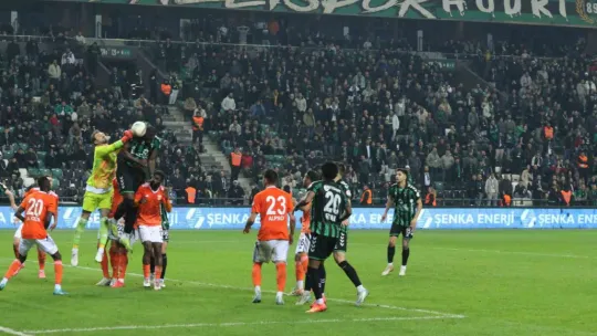 Kocaelispor, Adanaspor'u rahat geçti: 2-0