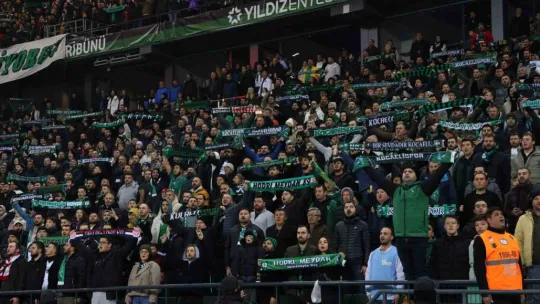 Kocaelispor: 2 - Bandırmaspor: 2