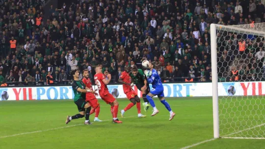 Kocaelispor - Çorum FK maçından en güzel kareler