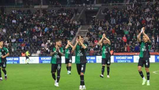 Kocaelispor - Çorum FK maçından en güzel kareler