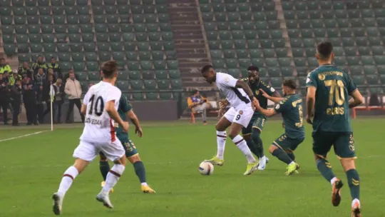 Kocaelispor, direne direne kazandı: 2-1