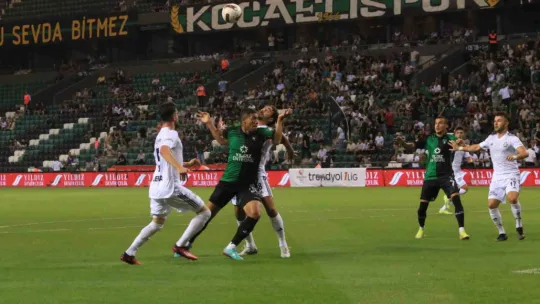 Kocaelispor'da son dakikalar kabus gibi geçti: 3-2