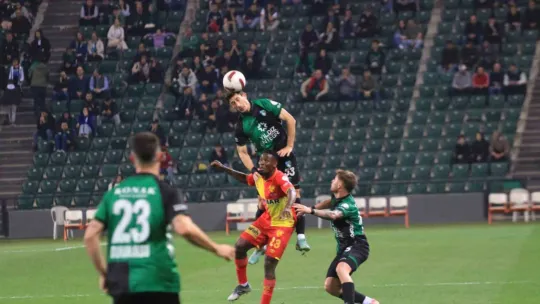Kocaelispor'dan film gibi geri dönüş:3-2