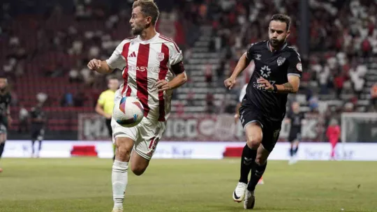 İstanbul'da Mendes şov: 1-2