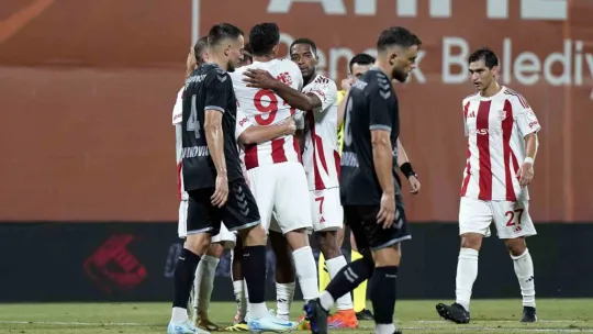 İstanbul'da Mendes şov: 1-2