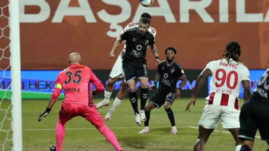 İstanbul'da Mendes şov: 1-2