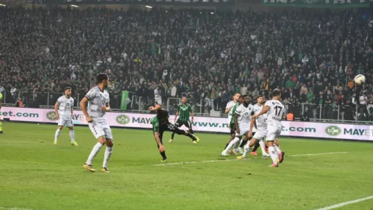Kocaelispor, Sakarya'da 42 yıllık özleme son verdi
