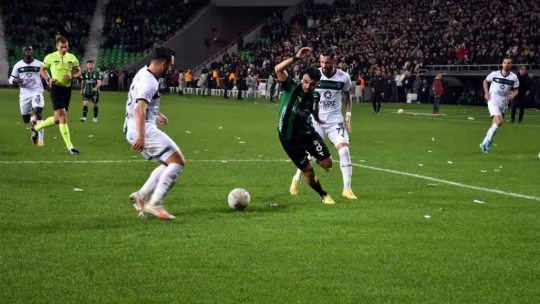 Kocaelispor, taraftarını üzdü: 3-1