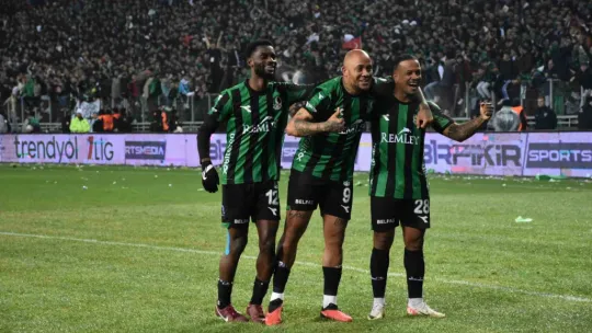 Kocaelispor, taraftarını üzdü: 3-1