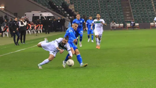 Kocaelispor hakemi geçemedi: 1-1