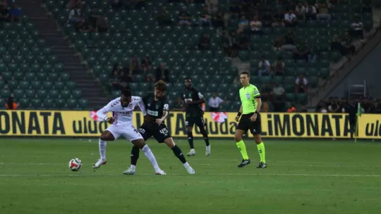 Kocaelispor, evinde Samsunspor'a mağlup oldu: 0-1