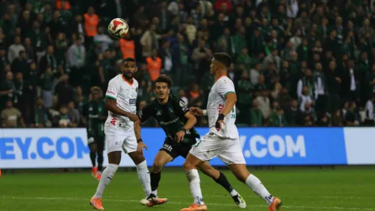 Kocaelispor - Corendon Alanyaspor maçından önemli kareler