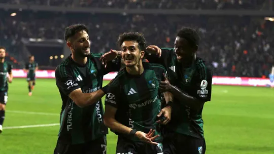 Kocaelispor - Corendon Alanyaspor maçından önemli kareler