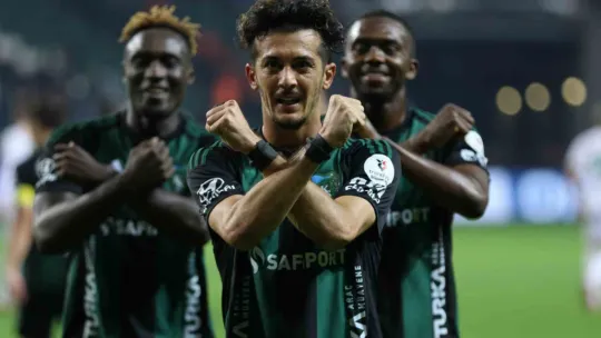 Kocaelispor - Corendon Alanyaspor maçından önemli kareler
