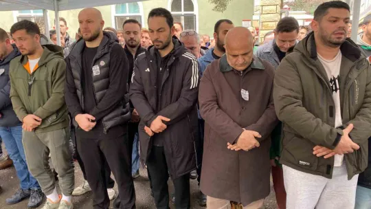 Tribünden düşerek ölen taraftarın babasından yürek yakan feryat