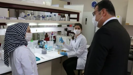 TÜBİTAK, koronavirüs aşısı için tarih verdi