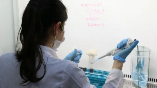 TÜBİTAK, koronavirüs aşısı için tarih verdi