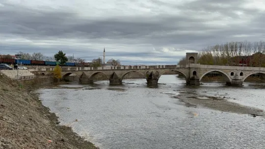Tunca Nehri'nde kuraklık