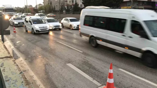 Tünel girişindeki kazadan sonra trafik felç oldu