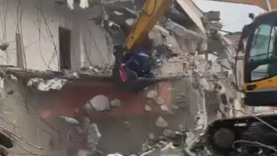 Türk bayrağı için yıkım durdurmuştu, o anları anlattı