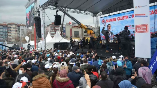 Türk Metal Sendikası, MESS'in teklifini Kocaeli'de protesto etti