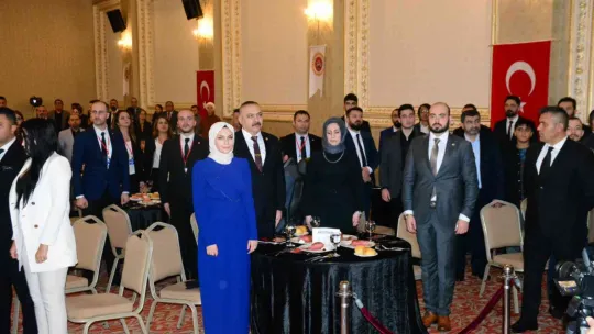 Fatih Şimga: Türk ekmeksiz, elbisesiz, evsiz kalır ama vatansız kalmaz