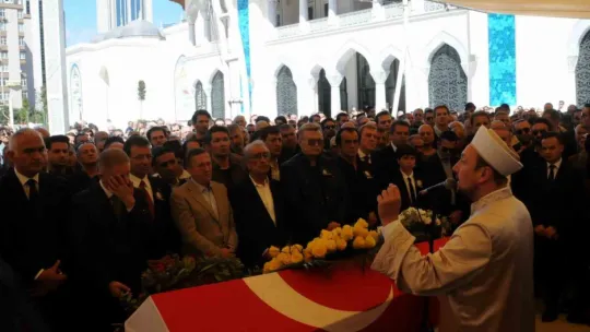 Türker İnanoğlu son yolculuğuna uğurlandı