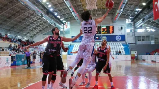 Kocaeli BŞB Kağıtspor mağlup oldu: 70-76